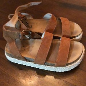 Girls platform Sandals